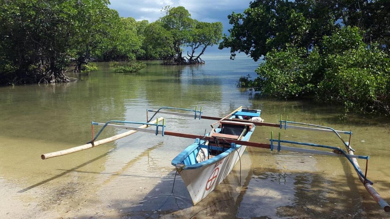 Nomad Divers Bangka Likupang Luaran gambar