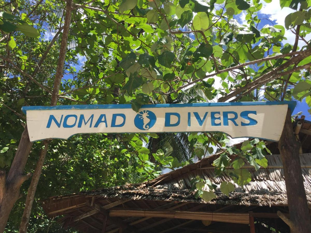 Nomad Divers Bangka Likupang Luaran gambar