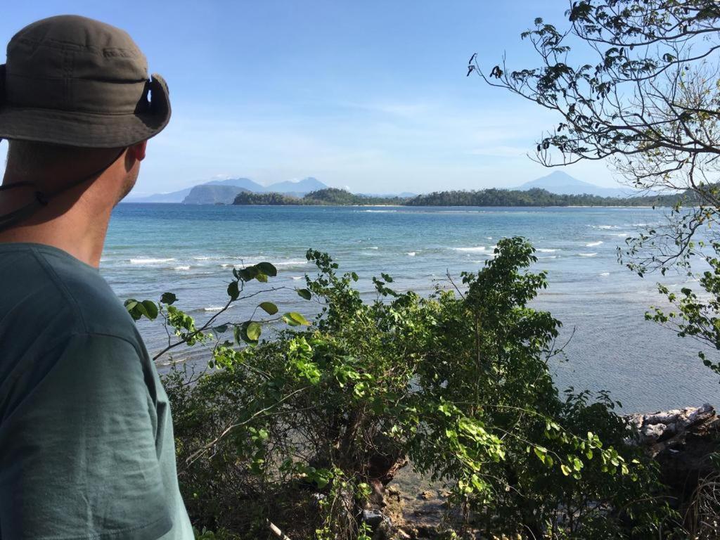 Nomad Divers Bangka Likupang Luaran gambar